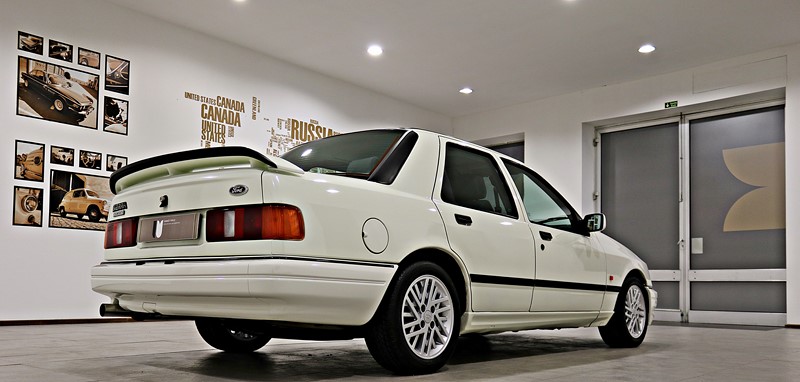 1988 Ford Sierra Cosworth 4door 38.000Kms